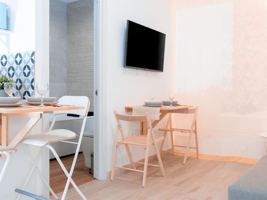 Acogedor Estudio En Triana Con Jacuzzi Y Wifi Sevilla Exterior foto